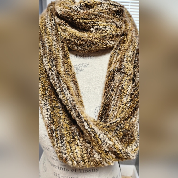 Infinity Scarf - Picture 2 of 3